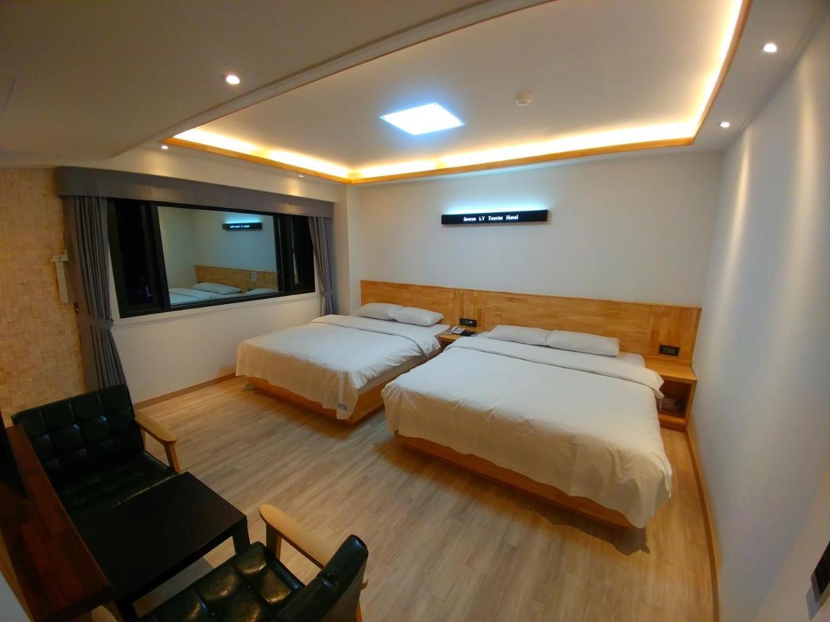 I.Y Hotel Suwon Esterno foto