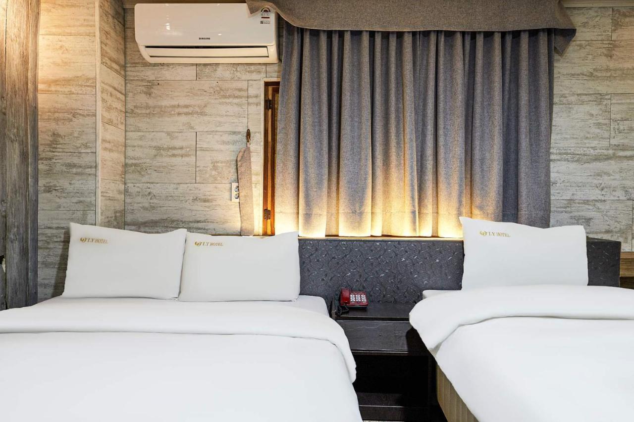 I.Y Hotel Suwon Esterno foto